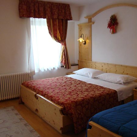 Hotel Pizzo Degli Uccelli Castello Tesino Luaran gambar